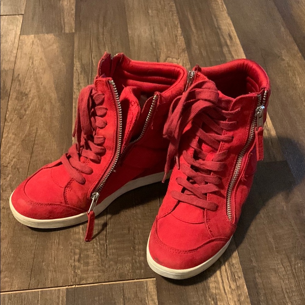 Red High-Top Wedge Women's Sneakers